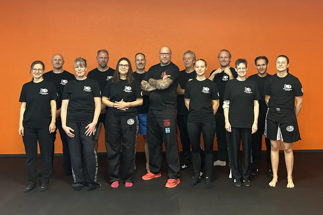 Die Trainingsgruppe von Strike and Defend